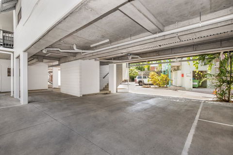 BOUTIQUE APARTMENTS BEACH LOCATION - Accommodation Broome 1