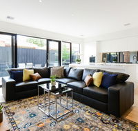 Boutique Stays-Murrumbeena Place 1 - Accommodation Broome