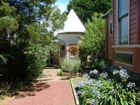 Braeside Garden Cottages - Accommodation Broome 0
