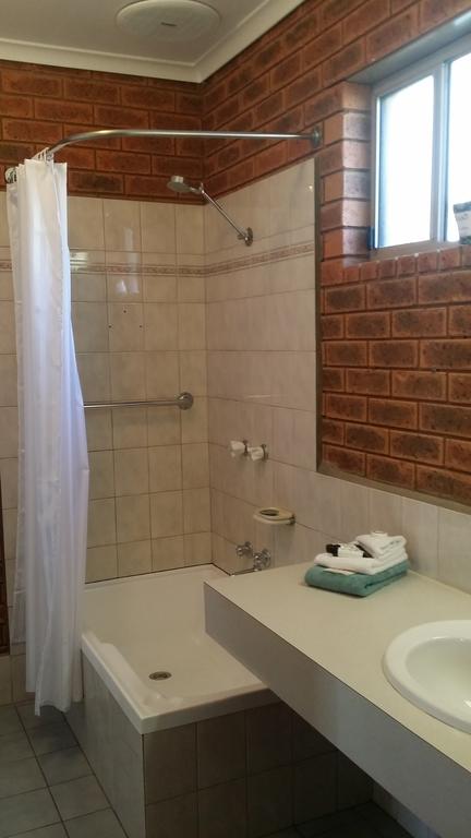 Bridge Motor Inn Tocumwal - Accommodation Broome 1