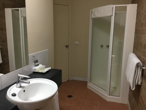 Bridges On Meninya Motel & Apartments - Accommodation Broome 2