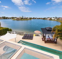 Broadbeach Waterfront Holiday House - Accommodation Broome