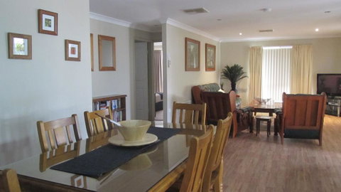 Bunya Vista Accommodation - Accommodation Broome 2