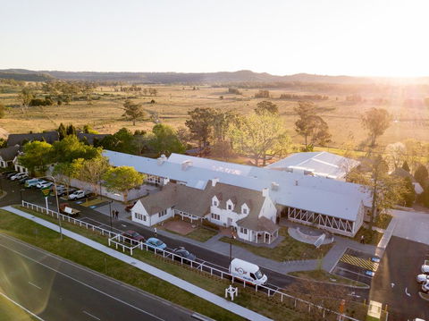 Camden Valley Inn - Accommodation Broome 0