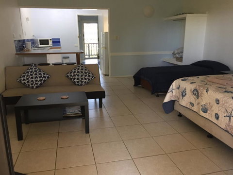 Cardwell Beachfront Motel - Accommodation Broome 2