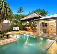 Carrothool 29 - 6 BDRM Canal Home with Pool - Accommodation Broome
