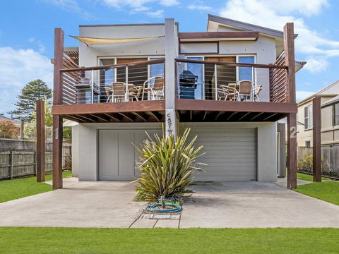 CASTWOOD VILLA No. 1 - Accommodation Broome 2