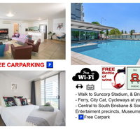 CBD Views-With FREE Wine Free-Carpark-Netflix-WiFi - Accommodation Broome