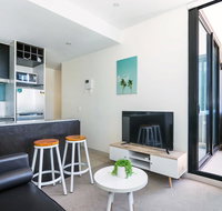 Central and Modern Apartment in Melbourne CBD - Accommodation Broome