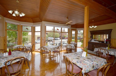 Central Springs Inn - Accommodation Broome 2