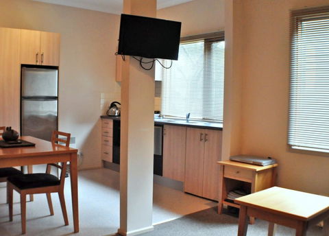 Champagne - Accommodation Broome 1