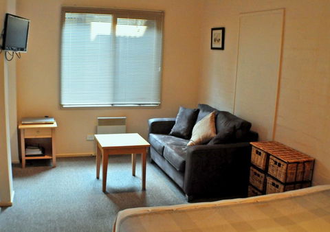 Champagne - Accommodation Broome 2