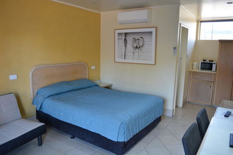 Chelsea Motor Inn - Accommodation Broome 0