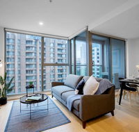 City LivingBest Location With 2 Beds In Melbourne - Accommodation Broome