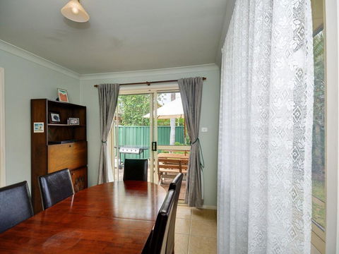Close To Tea Gardens Waterfront - Accommodation Broome 1