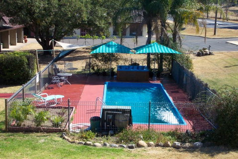 Colonial Inn Motel - Accommodation Broome 0