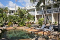 Colonial Palms Motor Inn