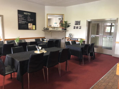 Commercial Hotel - Accommodation Broome 2