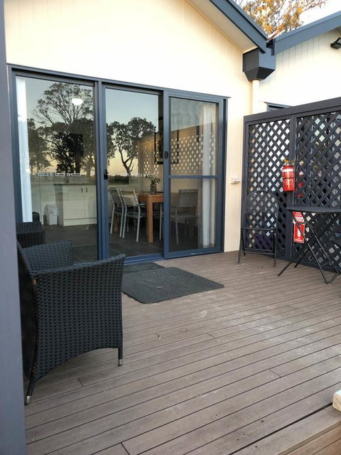 Coonawarra Cabins Unit C - Accommodation Broome 3