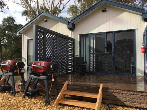 Coonawarra Cabins Unit C - Accommodation Broome 0