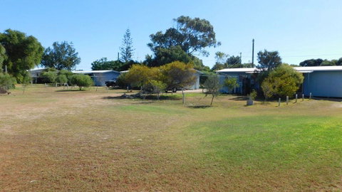 Cottage 55 - Topspot Cottages - Accommodation Broome 2