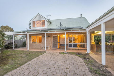 Country Cottage - Accommodation Broome 1