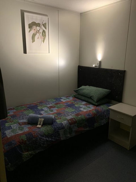 Cue Motel - Accommodation Broome 1