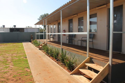 Cue Motel - Accommodation Broome 2