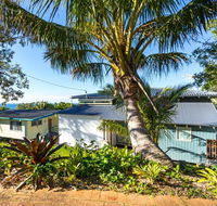 Cylinder Palms - Accommodation Broome
