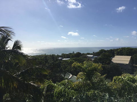 Cylinder Palms - Accommodation Broome 3