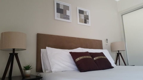 Cypress Waterfront Spa Apartment - Accommodation Broome 2
