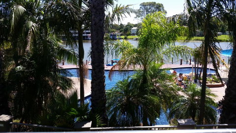 Cypress Waterfront Spa Apartment - Accommodation Broome 0