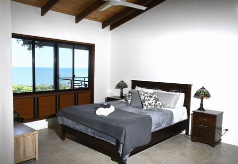 Daintree Oceanview Retreat - Holiday Home - Accommodation Broome 3