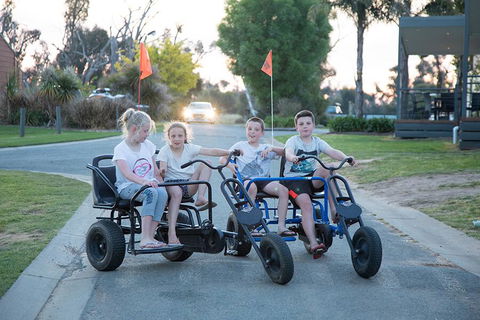 DC On The Lake - Accommodation Broome 2