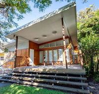 Decked out for a Fantastic Holiday - Whole house Winnett St Woorim - Accommodation Broome