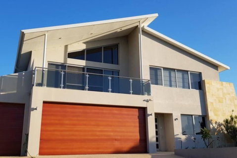 Delux Living In Wannanup - Accommodation Broome 2