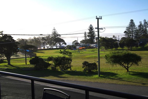 Dolphin Court 1, 1 Gowing Street - Accommodation Broome 0