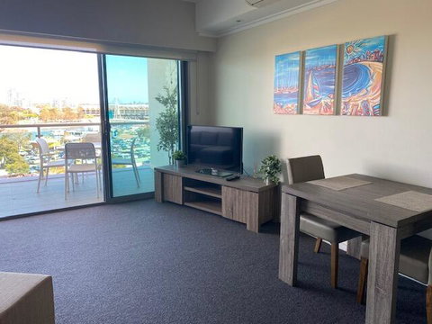 Dolphin View 404 - Accommodation Broome 3