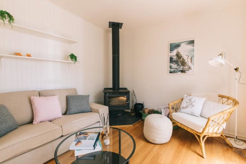 DOVESTONES BY THE SEA - INVERLOCH - Accommodation Broome 0