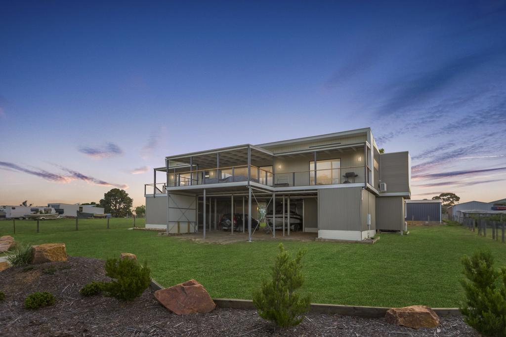 Newlands Arm VIC Accommodation Broome