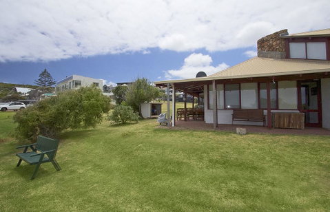 Ellensdale Cottage -Margaret River - Accommodation Broome 1