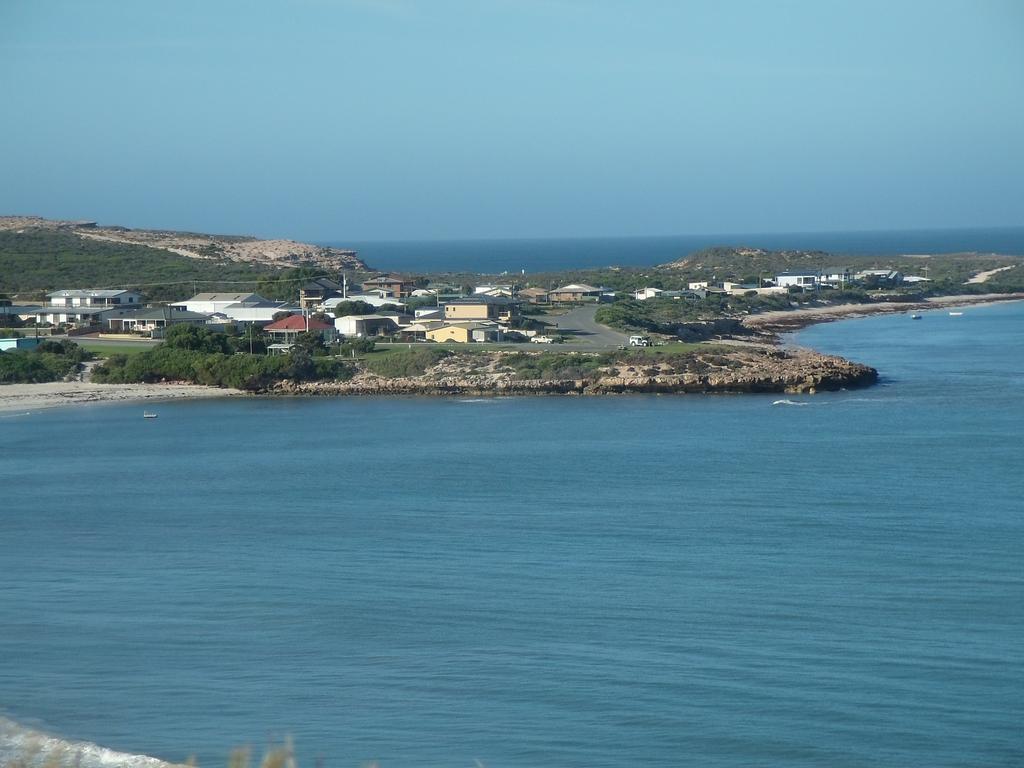 Elliston SA Accommodation Broome