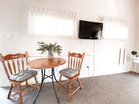 EM Apartment - Accommodation Broome 2