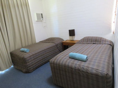 Emerald Gardens Motel & Apartments - Accommodation Broome 2