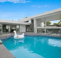 Essence of Broadbeach - Accommodation Broome