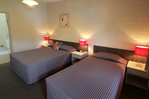 Everton Park Hotel - Accommodation Broome 0