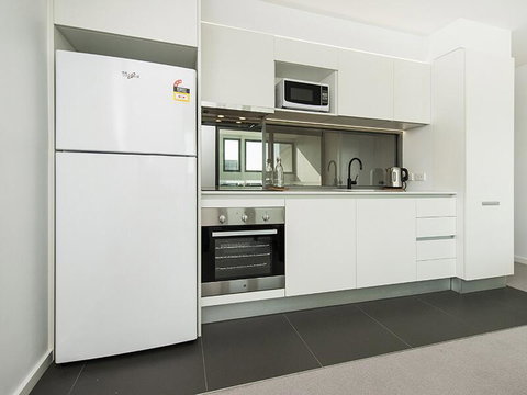 Executive Luxury Apartment - Accommodation Broome 3