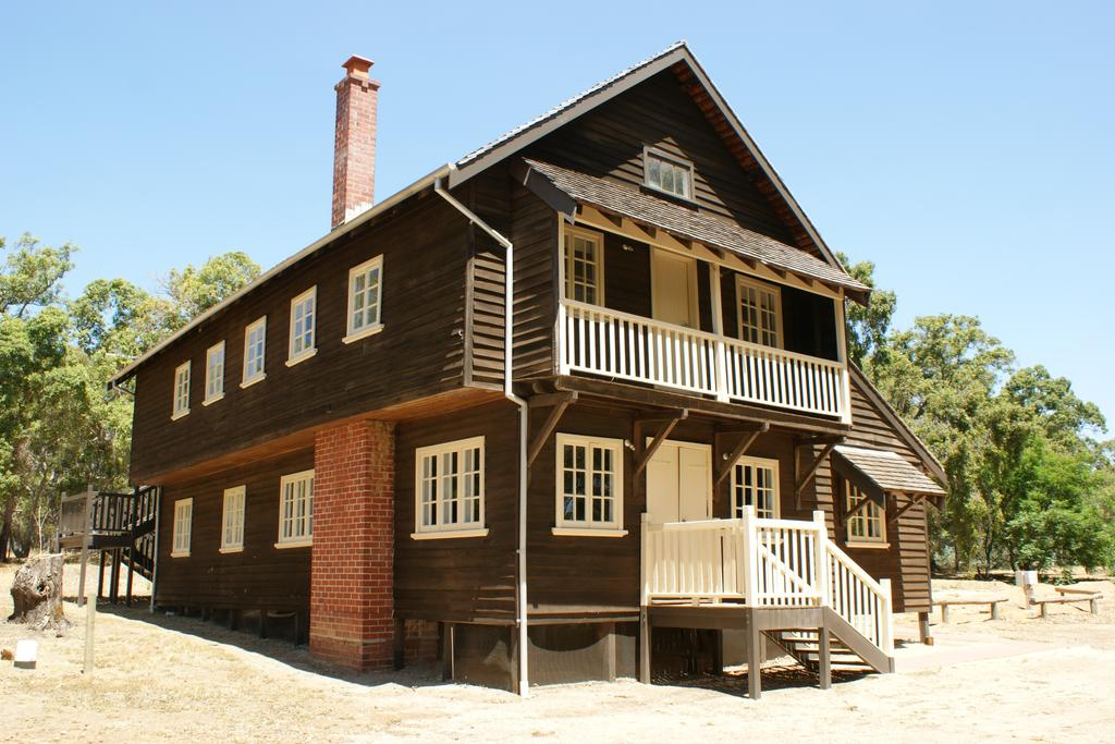 Pinjarra WA Accommodation Broome