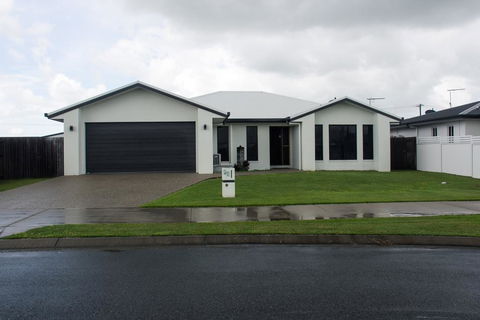 Family Friendly Holiday Home - Accommodation Broome 3
