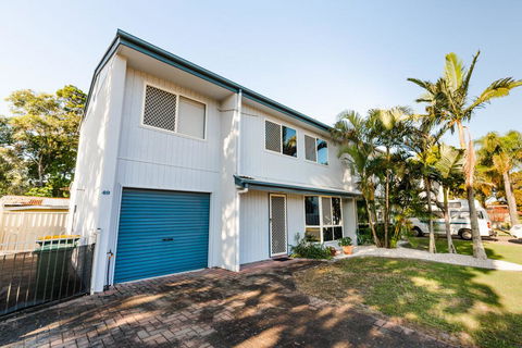 Family Getaway Close To Beach And Restaurants - Accommodation Broome 0